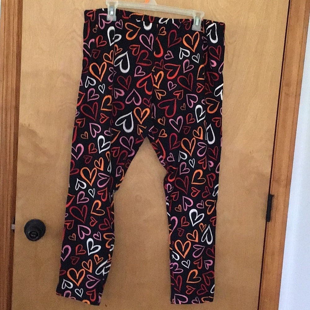 BNWT - Black Open Heart Leggings